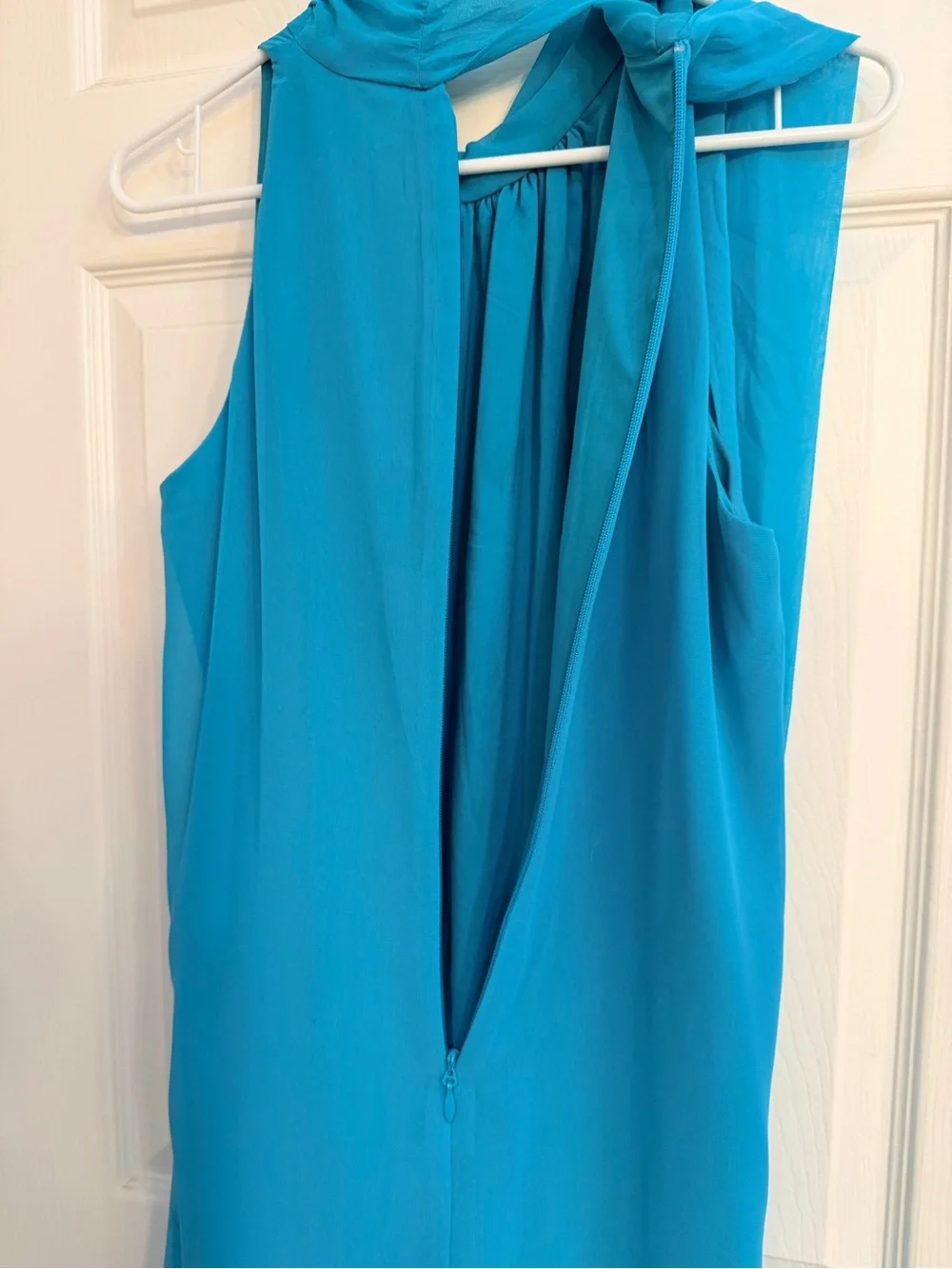 NWT-EVA MENDEZ - NY Collection (NY&C) Sleeveless-Neck Chiffon Dress in Turquoise